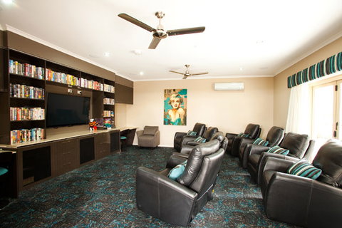 Seasons Redbank Plains Private Aged Care Community - Seniors Australia 1