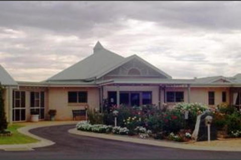Southern Cross Apartments Parkes - Seniors Australia 0