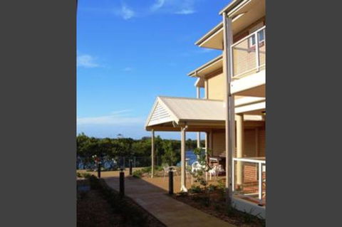 Southern Cross Tenison Apartments - Swansea - Seniors Australia 0