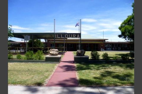 Southern Cross Care Chinchilla - Illoura Village - Seniors Australia 0