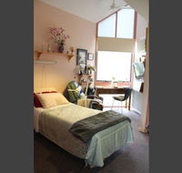 Griffiths Point Lodge Hostel