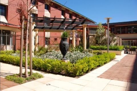 Helping Hand Aged Care - Seniors Australia 0