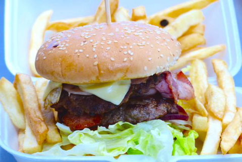 Pigglys Supermarket, Takeaway / Bottle Shop - Seniors Australia 4