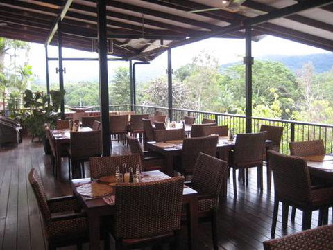 Highlander Tavern, Restaurant & Bar - Seniors Australia 0