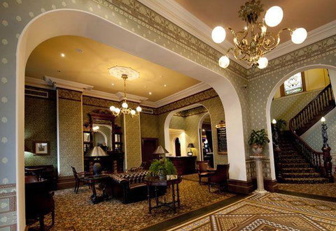 Oscar's Hotel Bar And Restaurant - Seniors Australia 8