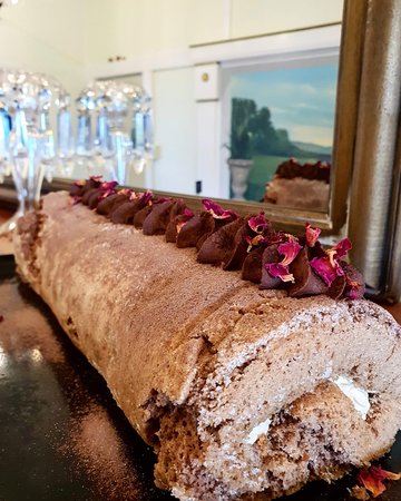 The Green Door Cafe-Restaurant-Apothecary - Seniors Australia 0