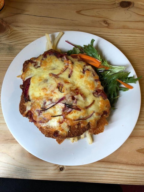 The Fox & Hounds Inn Restaurant - Seniors Australia 1
