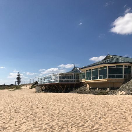 Backbeach Cafe & Restaurant - Seniors Australia 0
