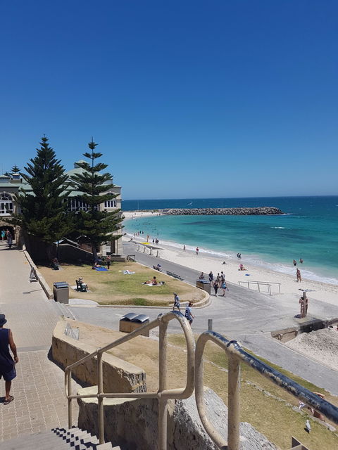 Cottesloe General Store - Seniors Australia 4