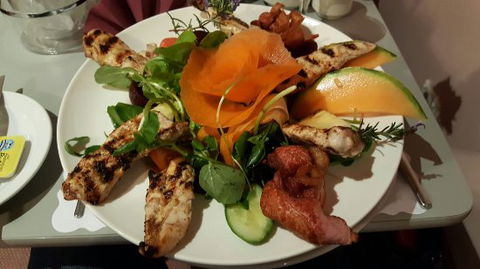 Roundhouse Motel - Restaurant - Seniors Australia 0