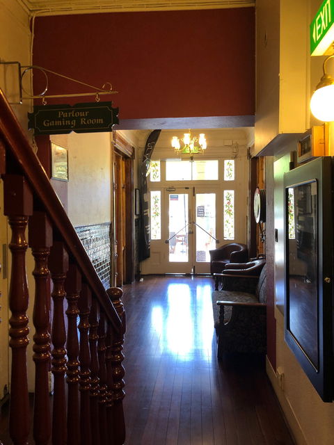 The Aldgate Pump Hotel - Seniors Australia 1