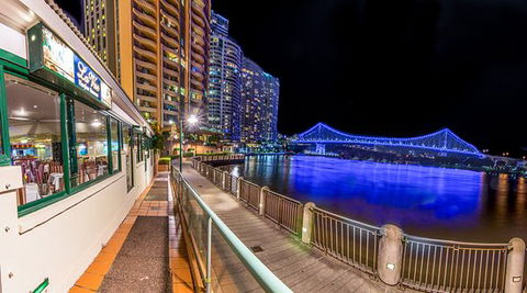 La Vue Waterfront Restaurant - Seniors Australia 0