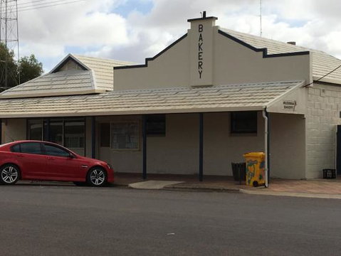 Wudinna Bakery - Seniors Australia 0
