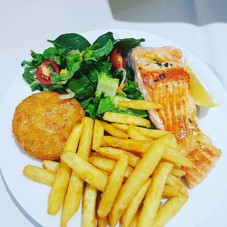Benowa Gardens Seafoods - Seniors Australia 0