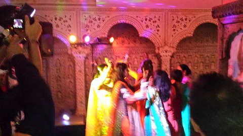 Oberoi's Taj - Seniors Australia 0