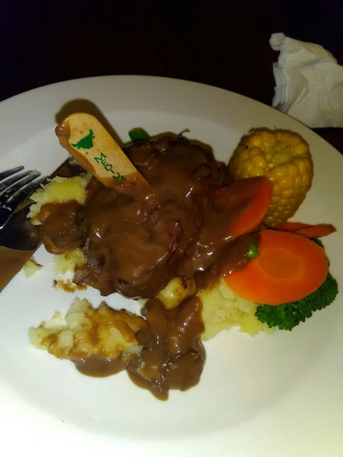 Victoria Point Tavern - Seniors Australia 2