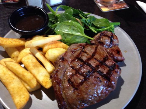 The Old Britannia - Seniors Australia 0