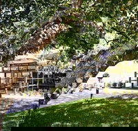 Cardinia Park Hotel - Seniors Australia