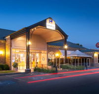 Castello's Cardinia Hotel - Seniors Australia