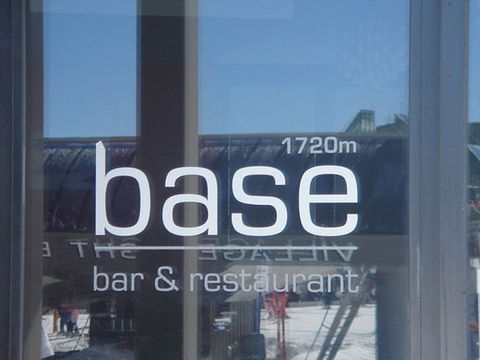 Base 1720 Bar & Restaurant - Seniors Australia 0