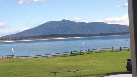 Bermi's Beachside Cafe - Seniors Australia 0