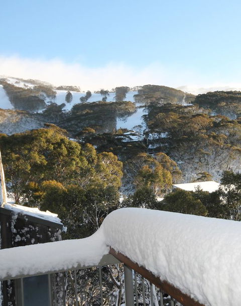 CHILL-OUT @ THREDBO - Seniors Australia 19
