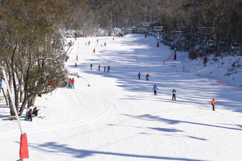 CHILL-OUT @ THREDBO - Seniors Australia 29