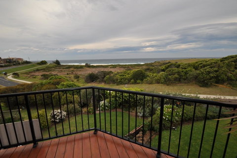 Beachfront Apartments - Seniors Australia 0