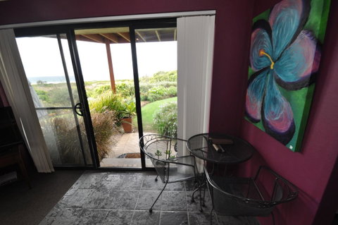 Beachfront Apartments - Seniors Australia 9