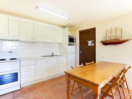 Narooma Golfers Lodge - Seniors Australia 31