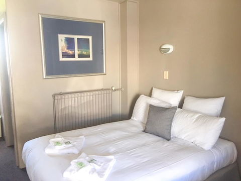 Commercial Hotel Motel Lithgow - Seniors Australia 17