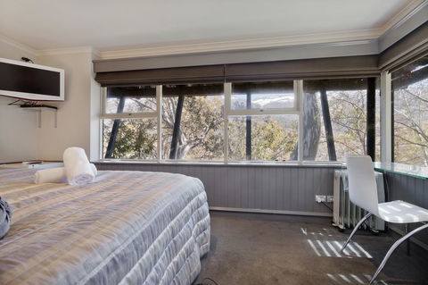 Pure Chalet Thredbo - Seniors Australia 28