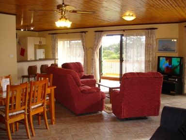 Lake Front Motel - Seniors Australia 2