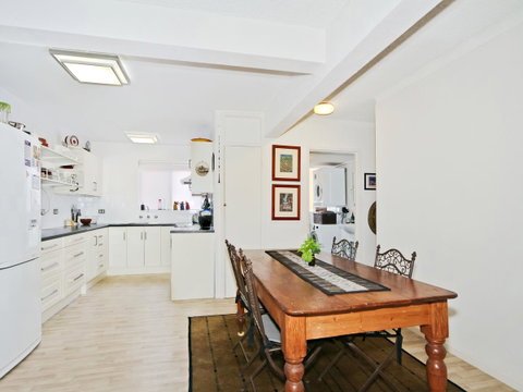 Monaco Court Apartment Adelaide - Seniors Australia 3
