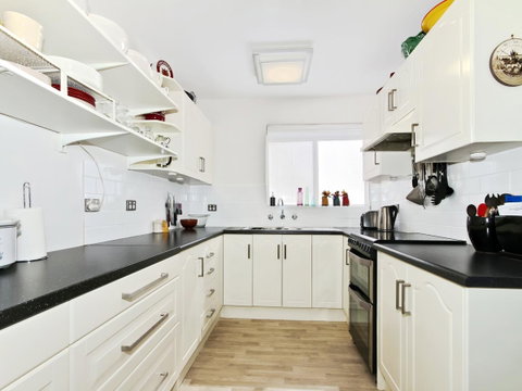 Monaco Court Apartment Adelaide - Seniors Australia 2