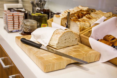 Adabco Boutique Hotel Adelaide - Seniors Australia 3