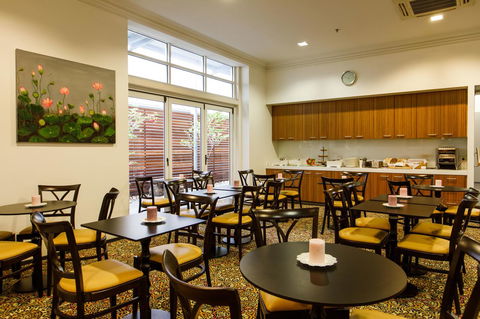 Adabco Boutique Hotel Adelaide - Seniors Australia 5