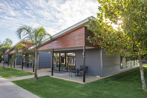 Paringa Resort - Seniors Australia 0