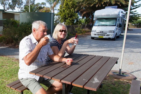 Modra's Apartments - Seniors Australia 21