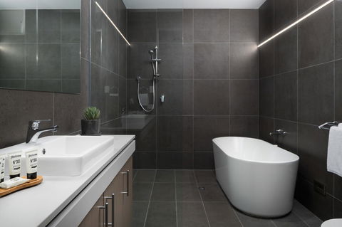 Rydges Pit Lane - Seniors Australia 11