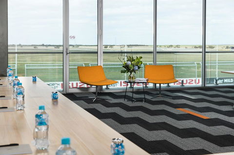 Rydges Pit Lane - Seniors Australia 4