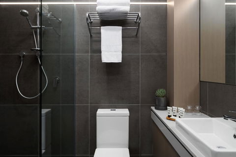 Rydges Pit Lane - Seniors Australia 23