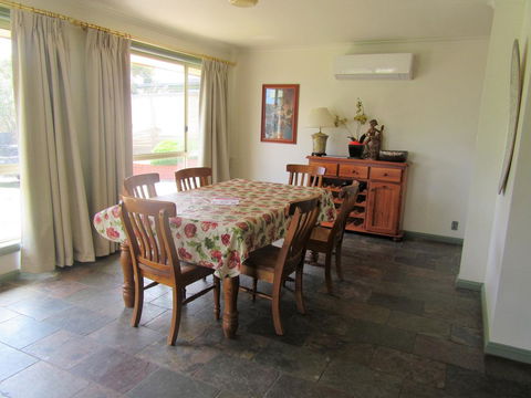 Maslin Beach House - Seniors Australia 2