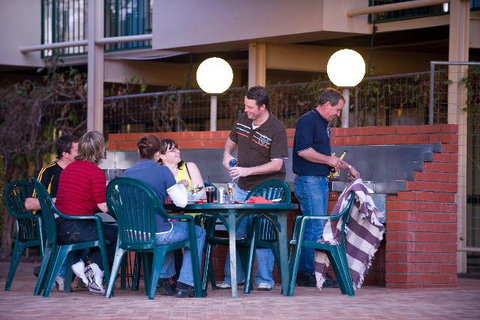 Loxton Community Hotel Motel - Seniors Australia 25