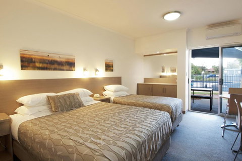 Loxton Community Hotel Motel - Seniors Australia 23