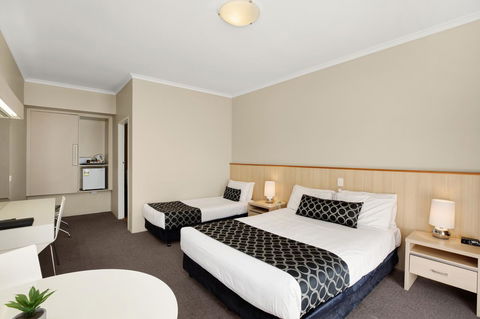 Adelaide Road Motor Lodge - Seniors Australia 28
