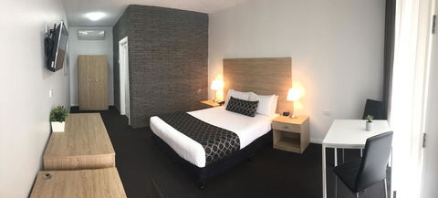 Adelaide Road Motor Lodge - Seniors Australia 8