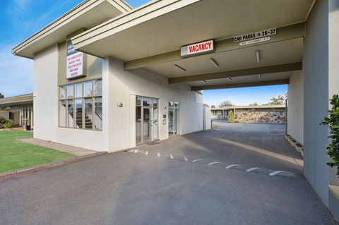 Adelaide Road Motor Lodge - Seniors Australia 6