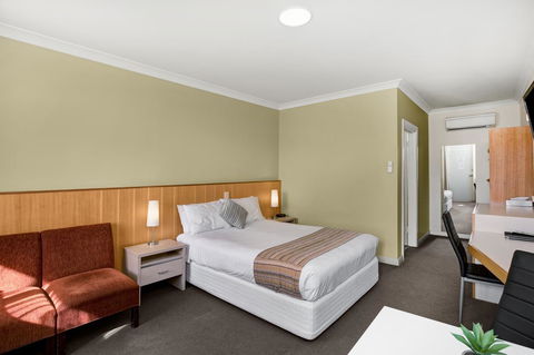 Adelaide Road Motor Lodge - Seniors Australia 18