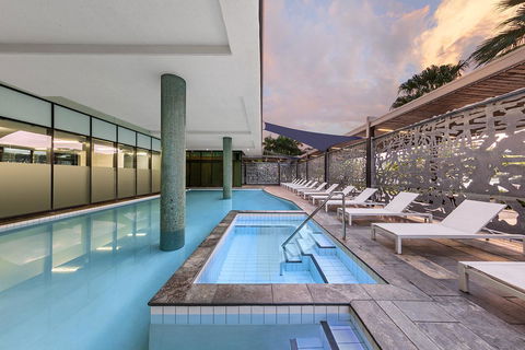 Adina Apartment Hotel Darwin Waterfront - Seniors Australia 7